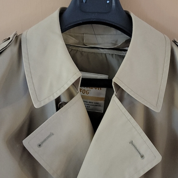 Vintage London Fog Trench Coat 44R - Picture 5 of 10